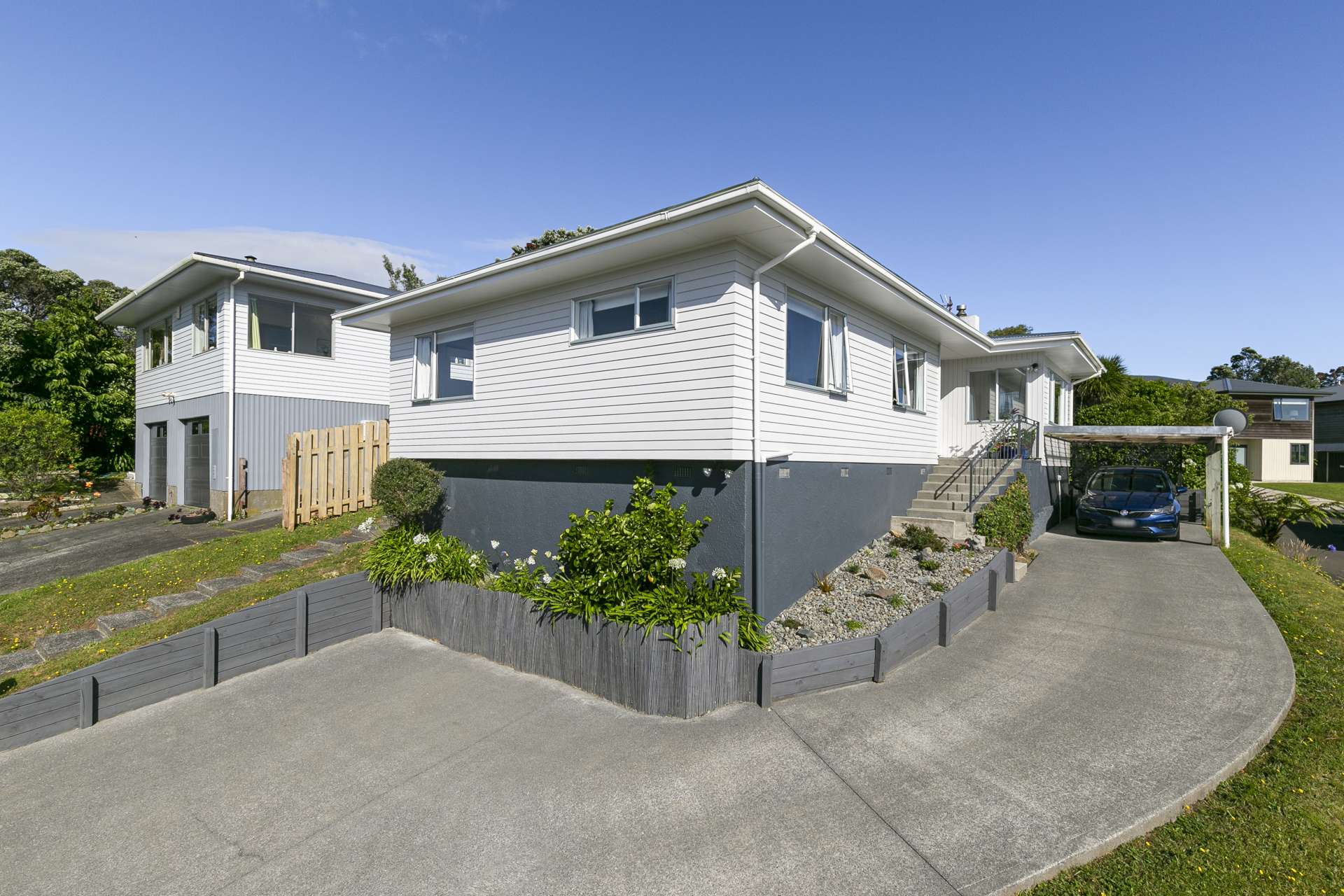 17 Padnell Crescent Paparangi_0