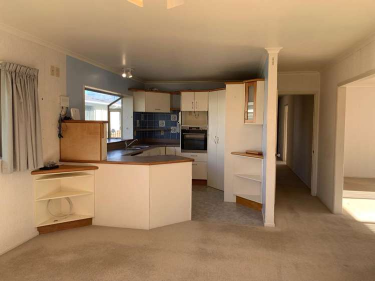11c Norman Street Brooklands_10