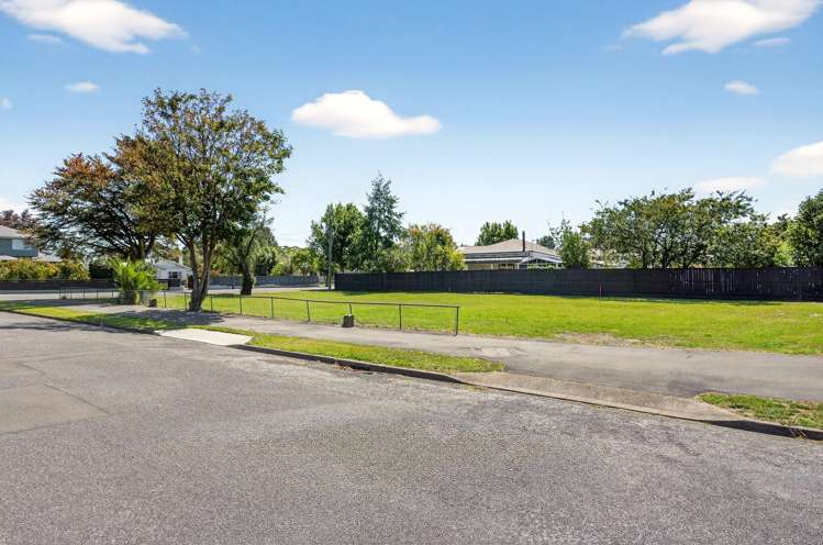 Lot Lots 1,2 and 3/- 23 Hogg Crescent Masterton_15