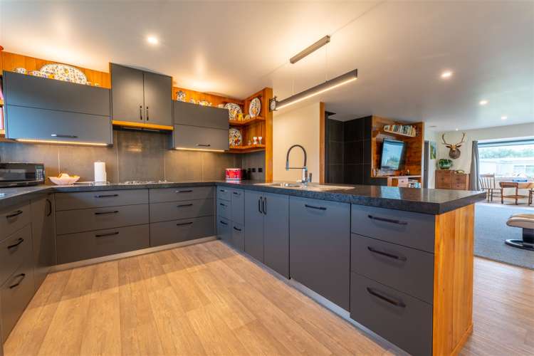 4 Anne Street Cave_2