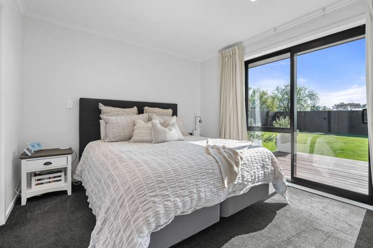 8 Old Orchard Road Solway_17