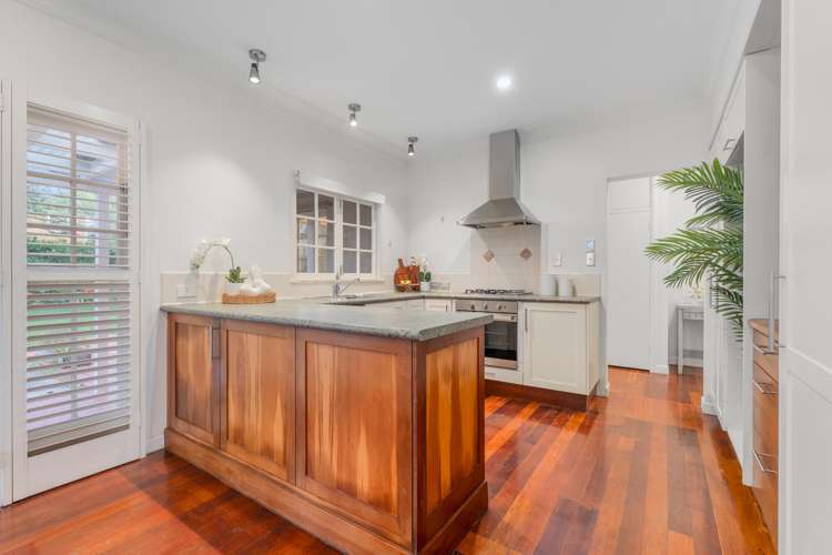 232 Lake Road Hauraki_12