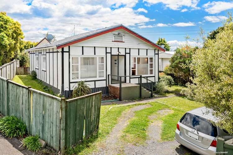 3 Glengarry Road Glen Eden_13