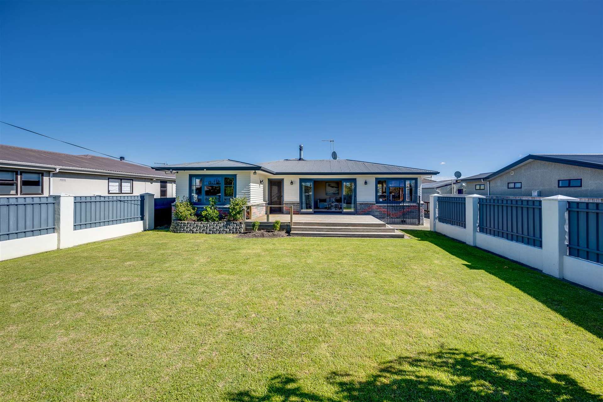 8 Windsor Terrace Taradale_0