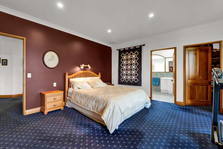 211 Tawhiti Road Hawera_23