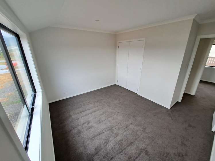 8 Mckerrow Place Featherston_16