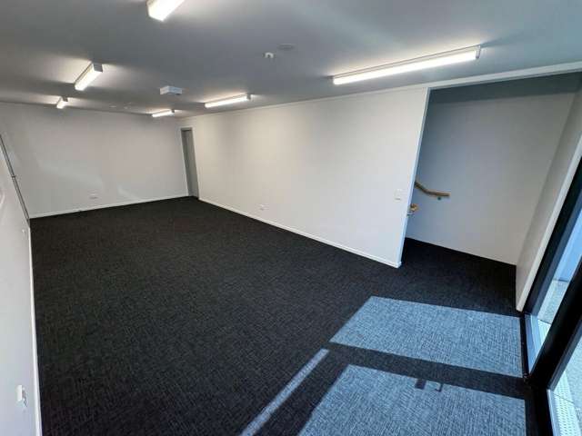 2/142 Ossie James Drive Rukuhia_3