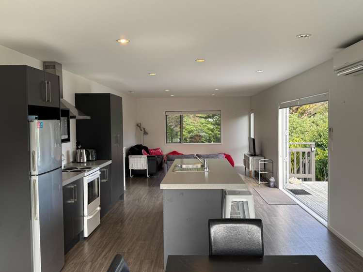 57 Hamilton Road Surfdale_1