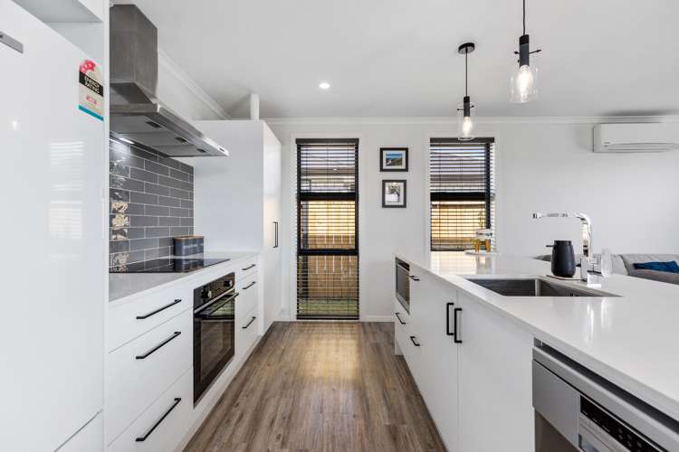 15 Crown Street Papamoa_10