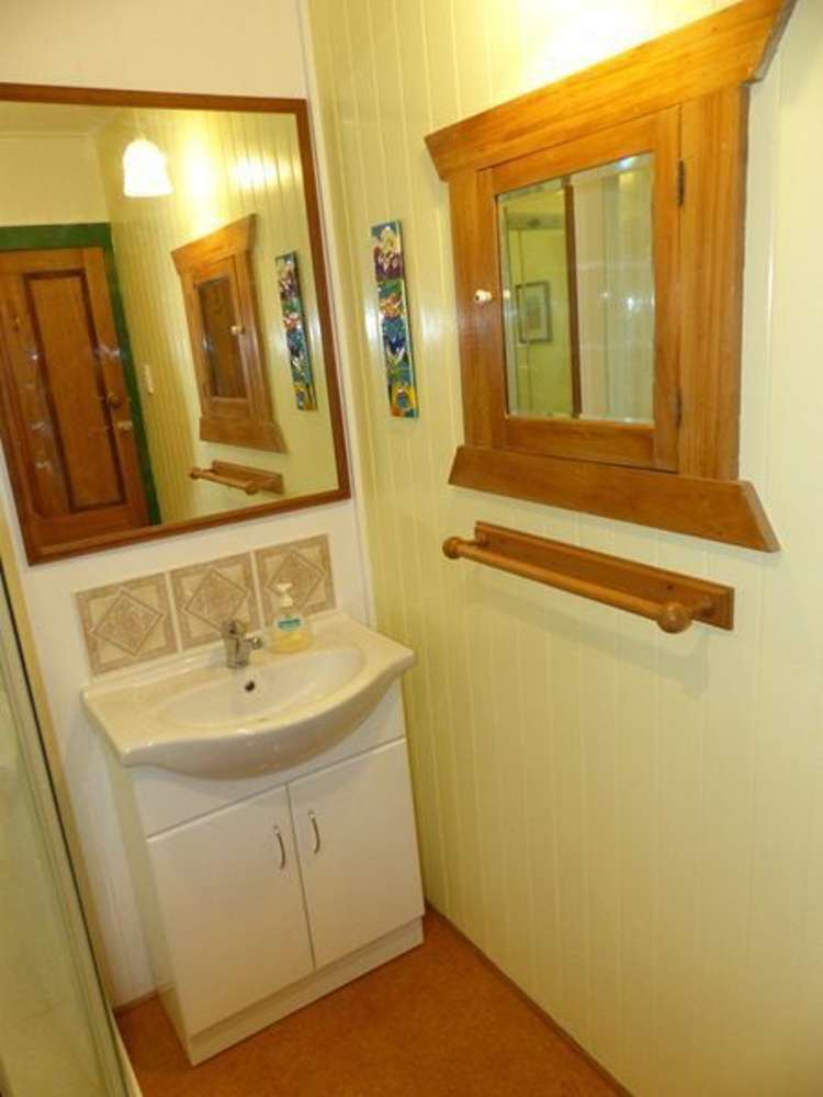 3 Rosstown Road Reefton_11