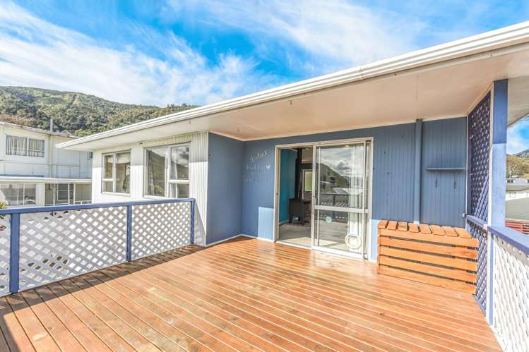 3b Taranaki Street Picton_8