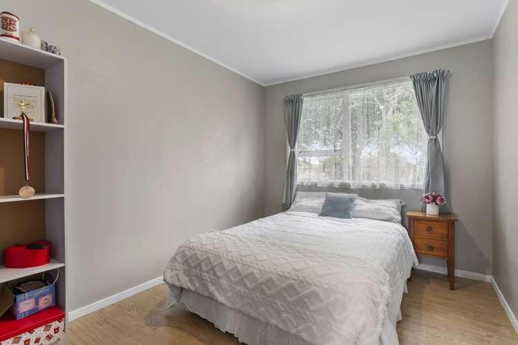 79 Flat Bush Road Clover Park_11