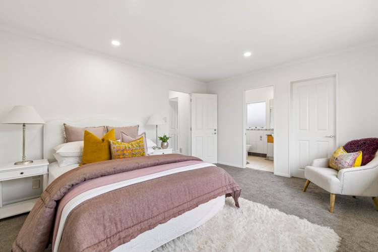 11 Earlshall Drive Flat Bush_9