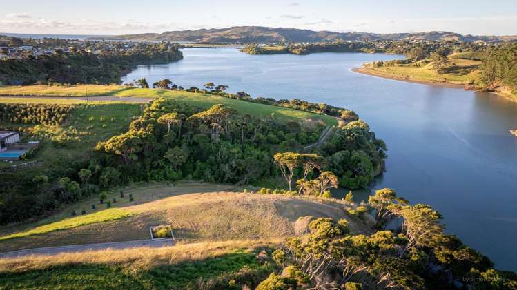 29 Ruruhi Street Raglan_15