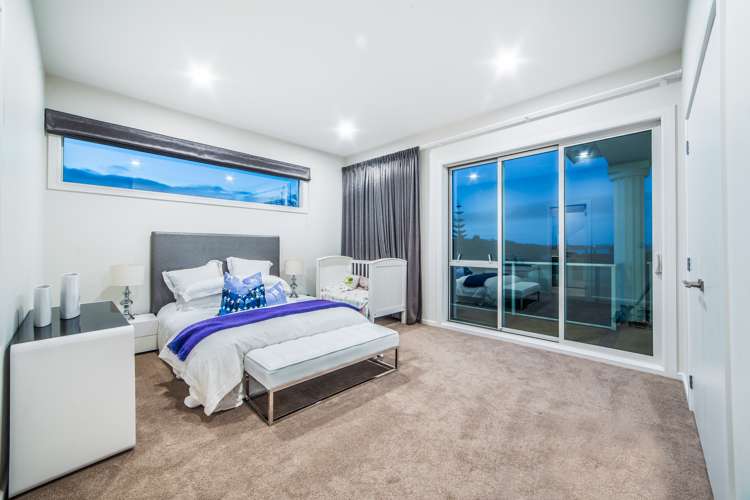 64 Okura River Road Okura_21