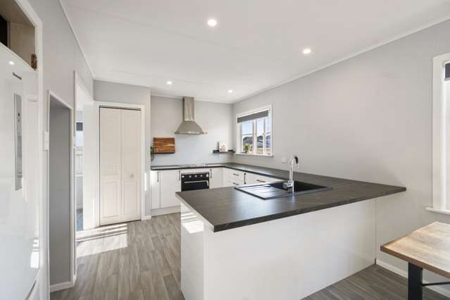 24 Pharazyn Street Feilding_3