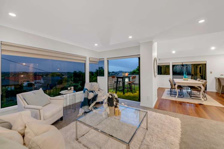 2/32 Gills Road Bucklands Beach_16