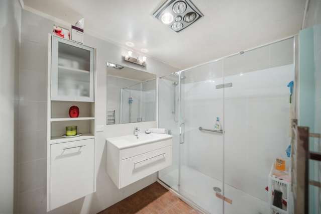 21 Racecourse Road Waiuku_3