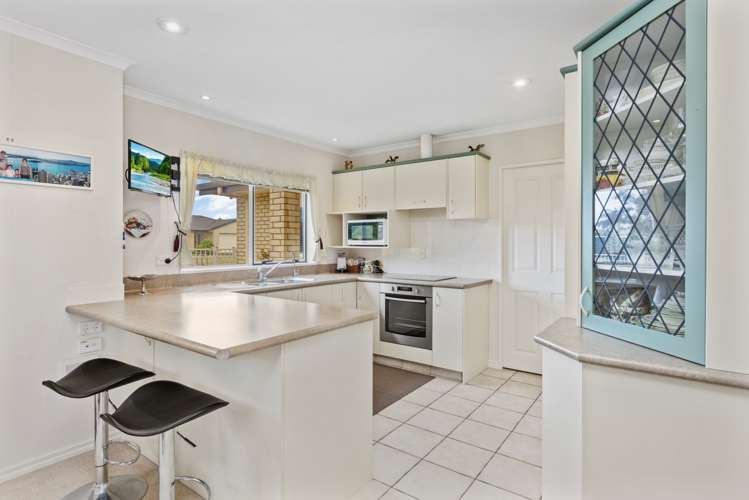 21 Beachwater Drive Papamoa_5