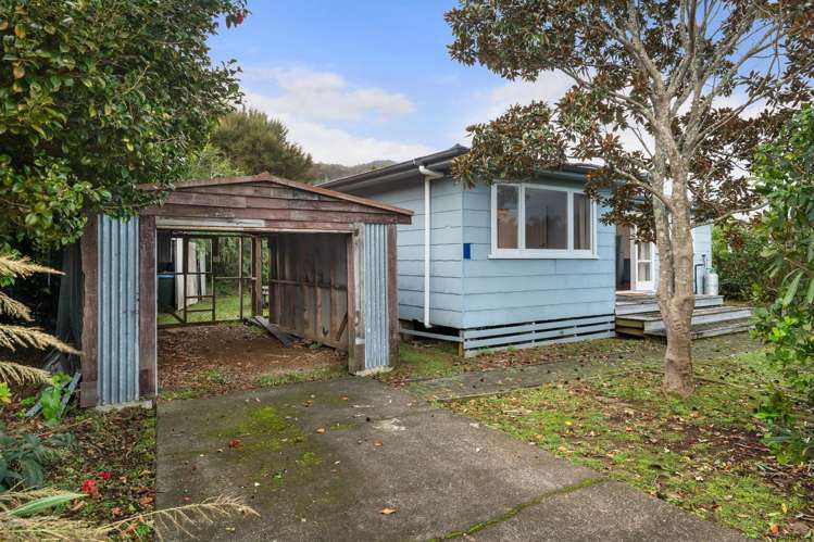 36 Seaview Ave Te Puru_18