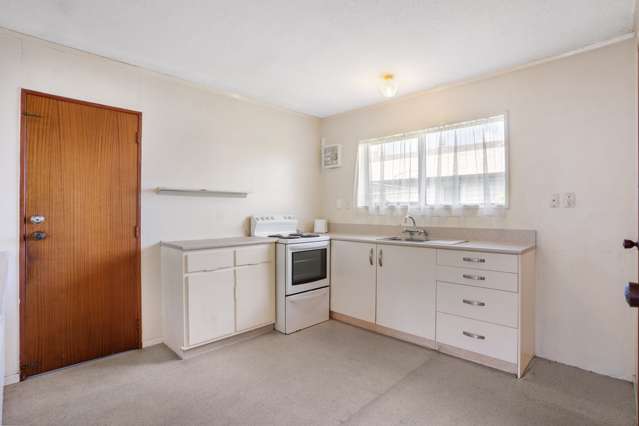 2/12 Russell Road Manurewa_1