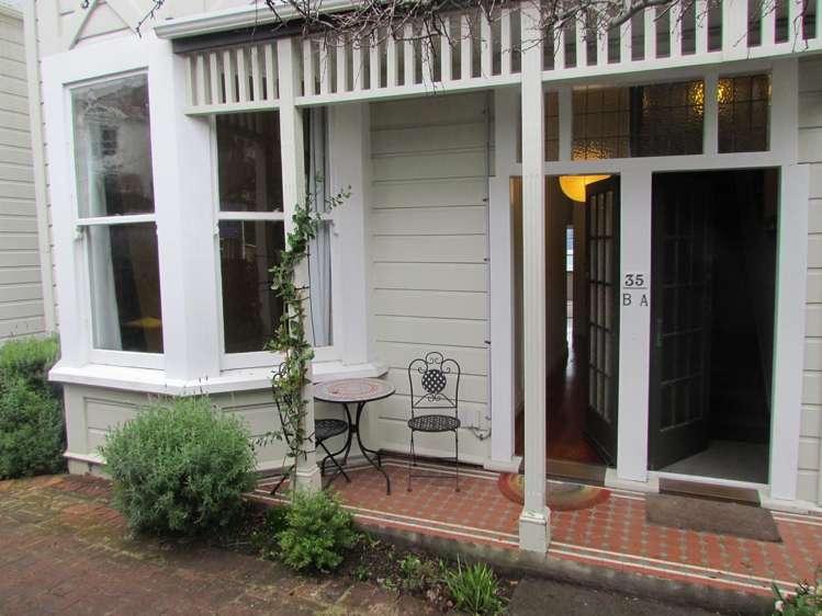 35B Grant Road Thorndon_4