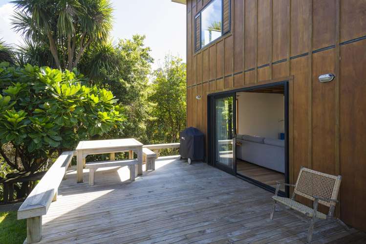 128 Lysnar Street Okitu_33