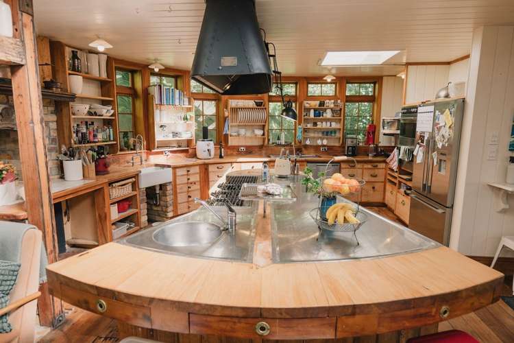 487 Karaka Bay Road Karaka Bays_21