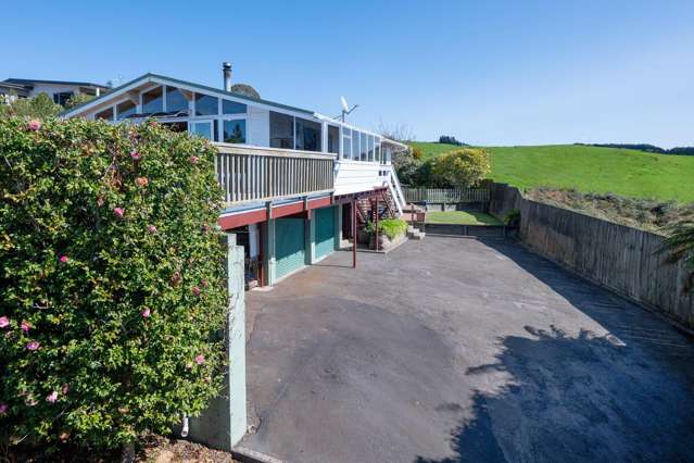 20 Exeter Place Tihiotonga_2