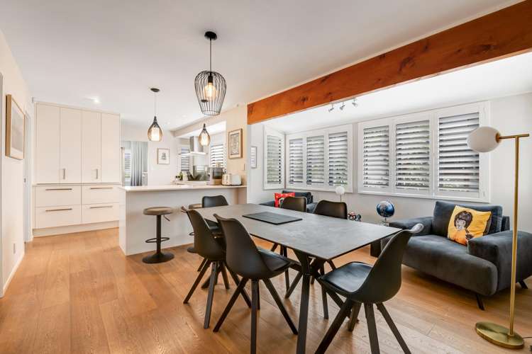 15 Leiden Place Totara Vale_9