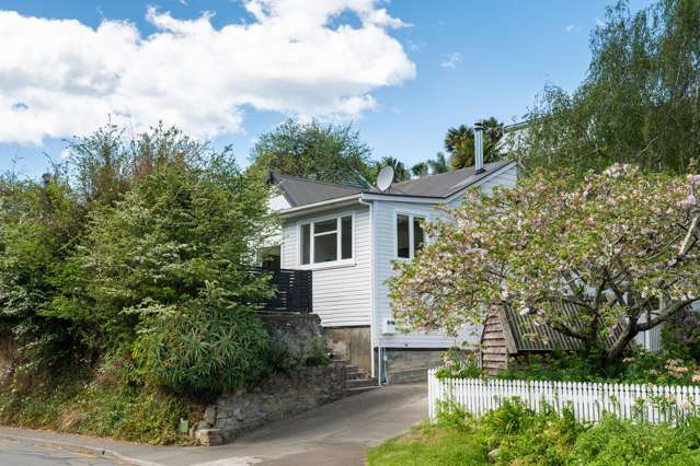 Charming bungalow, sunny and peaceful