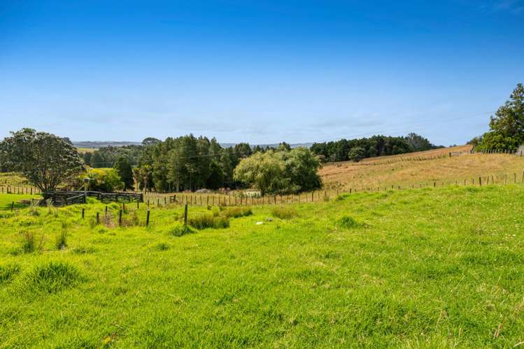 56 Burne Road Waitoki_20