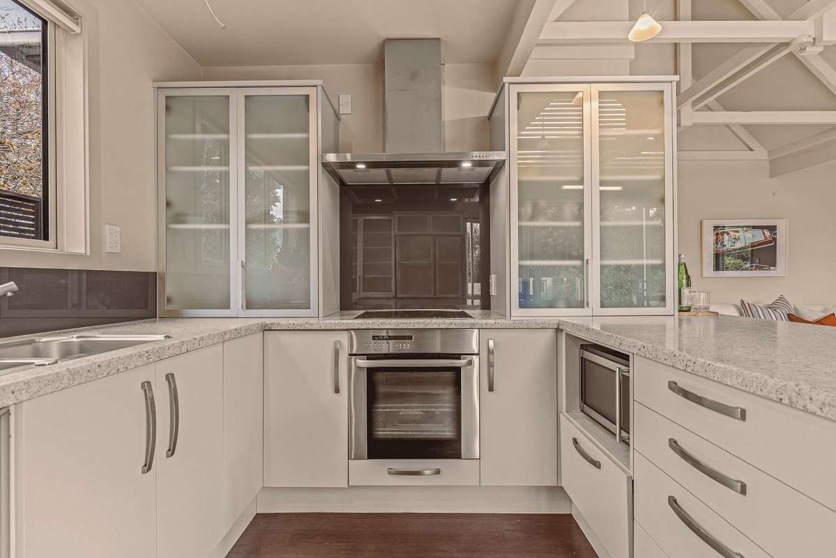 8a Nayland Street_3