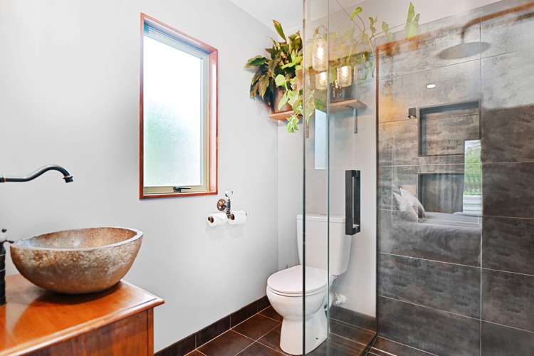 307 Pine Avenue South New Brighton_13