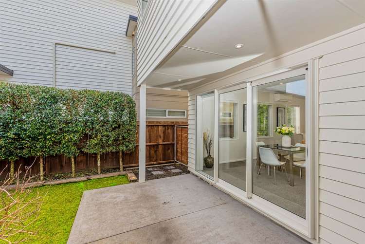 8 Toheroa Street Hobsonville_14