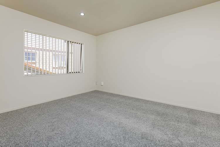 31 Janway Avenue Flat Bush_15