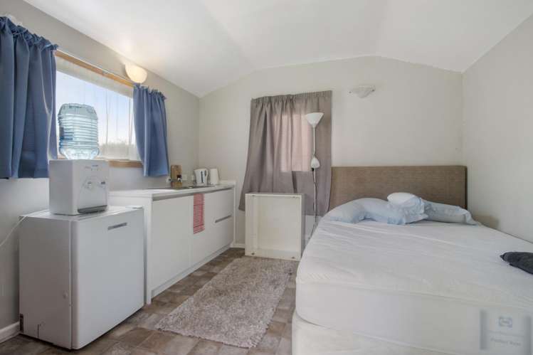 54 Athenree Road Athenree_16