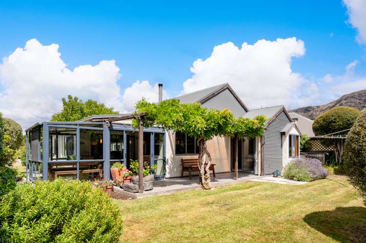 6 Meadowbrook Place Wanaka_19