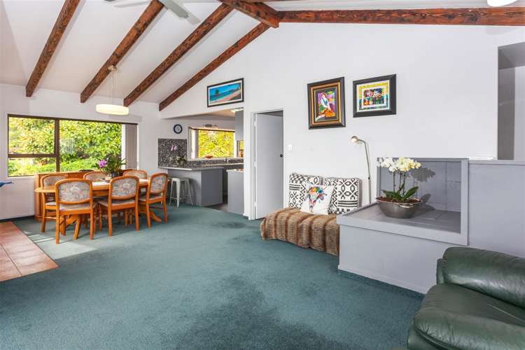 8 Pine Grove Tairua_10