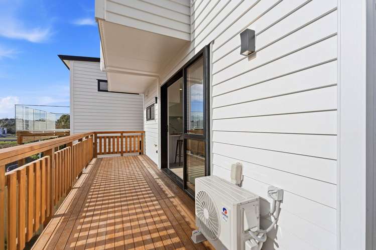 Lots1-3/12 Totaravale Drive Totara Vale_27