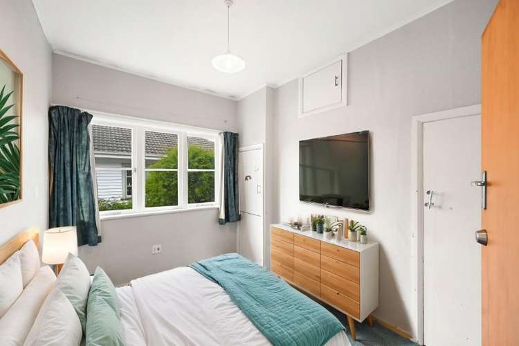 184 Clyde Street Hamilton East_6