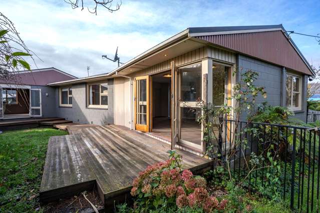 Huge Potential on 809sqm Section!