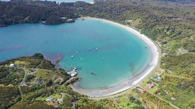 385 Horseshoe Bay Road Stewart Island_2