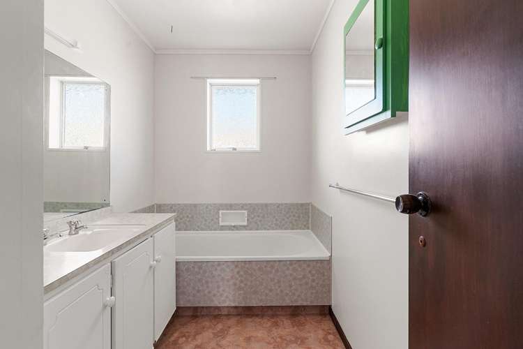 12 Forrester Drive Welcome Bay_7