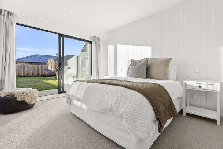 21 Rua Street Albert Town_9