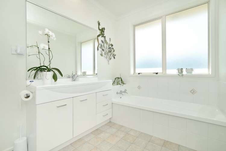 90 The Gardens Drive Papamoa_14