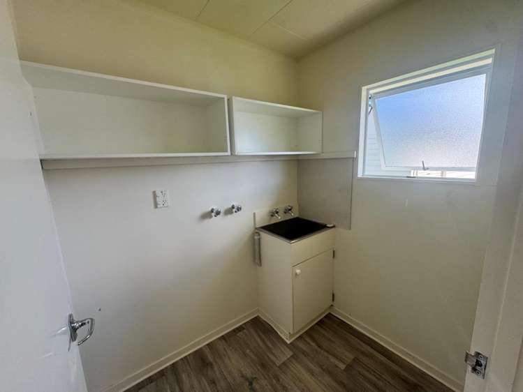 B/12 Sturges Road Henderson_9