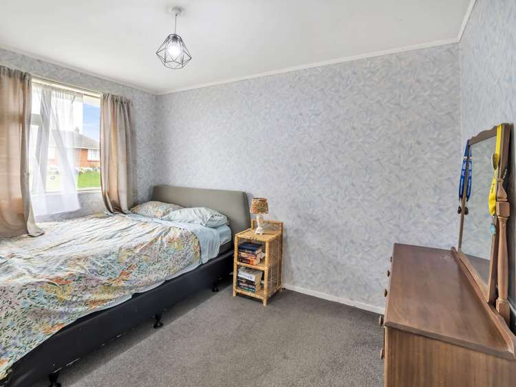 13 McCorkindale Street Feilding_12