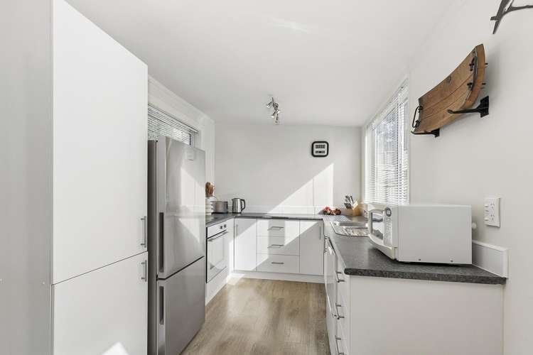 35 Awa Road Miramar_9