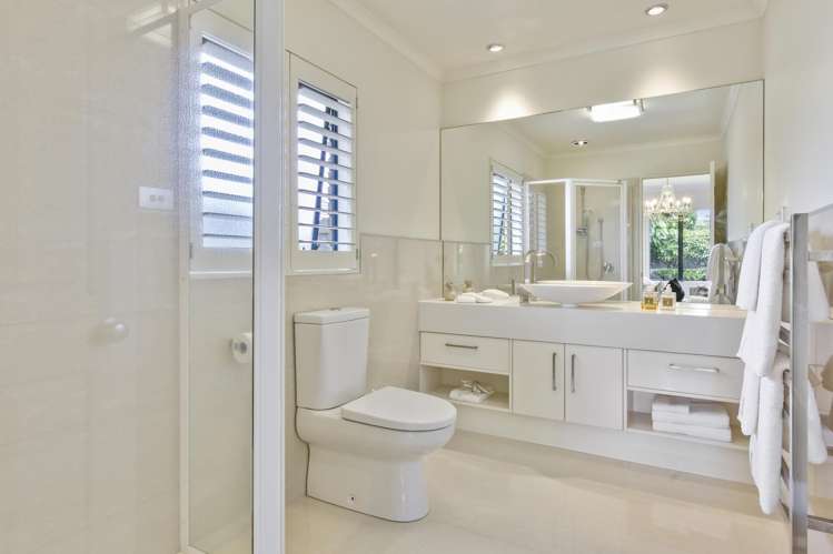 80 Lothian Brae Wattle Downs_9